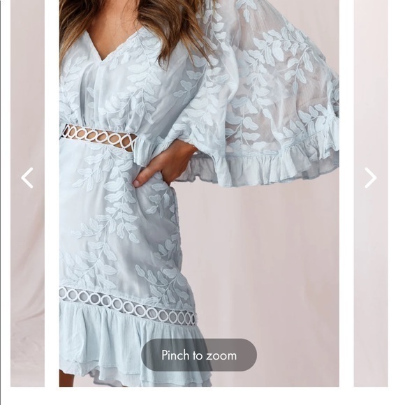 Selfie Leslie M Caspar leafy baby blue meborirdered dress - Picture 5 of 14